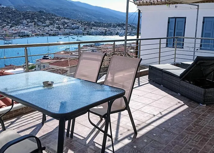 Traditional House With Sea View \