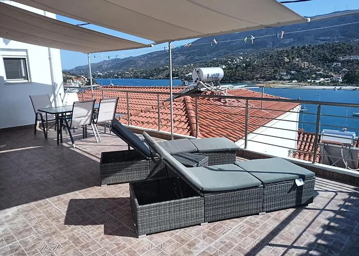 Traditional House With Sea View \